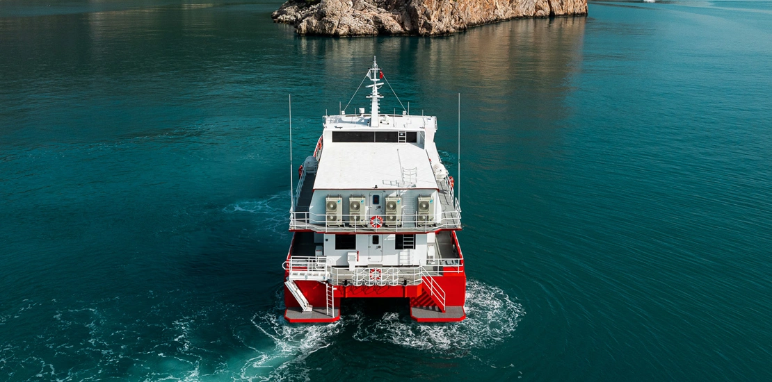 NJORD 32 CTV demonstrating high-speed performance during offshore transit operations