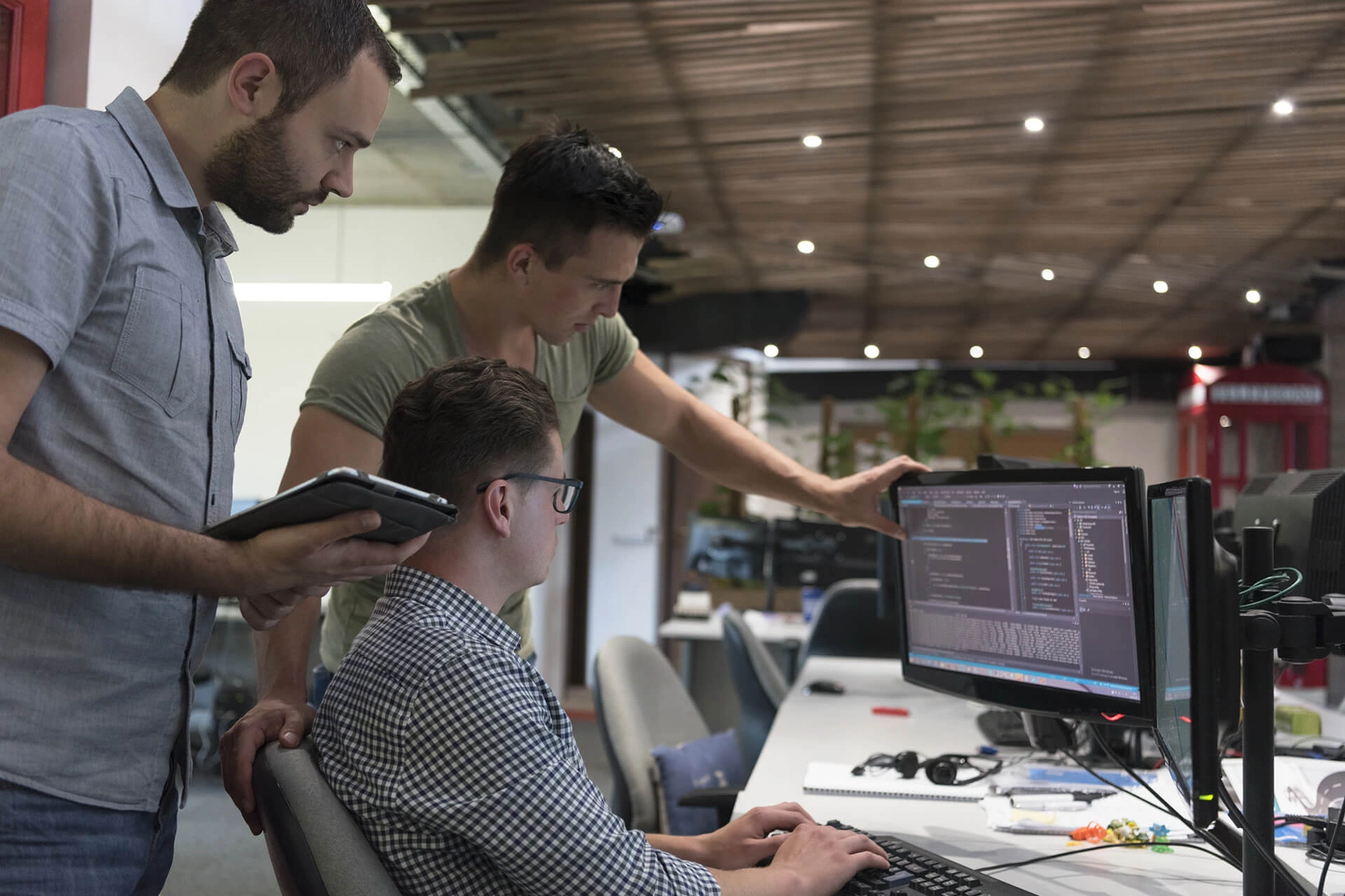 Comprehensive Maintenance Management System by ARES integrating PMS and CMMS solutions to optimize vessel maintenance schedules, equipment monitoring, and fleet operational performance.